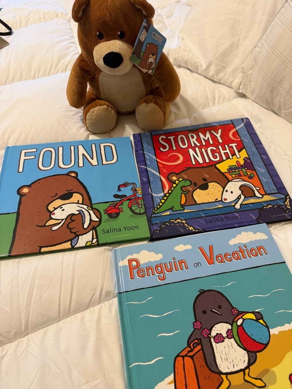 Kohl's Brown and Cream Bear Plush with Blue, Red and Teal Picture Books